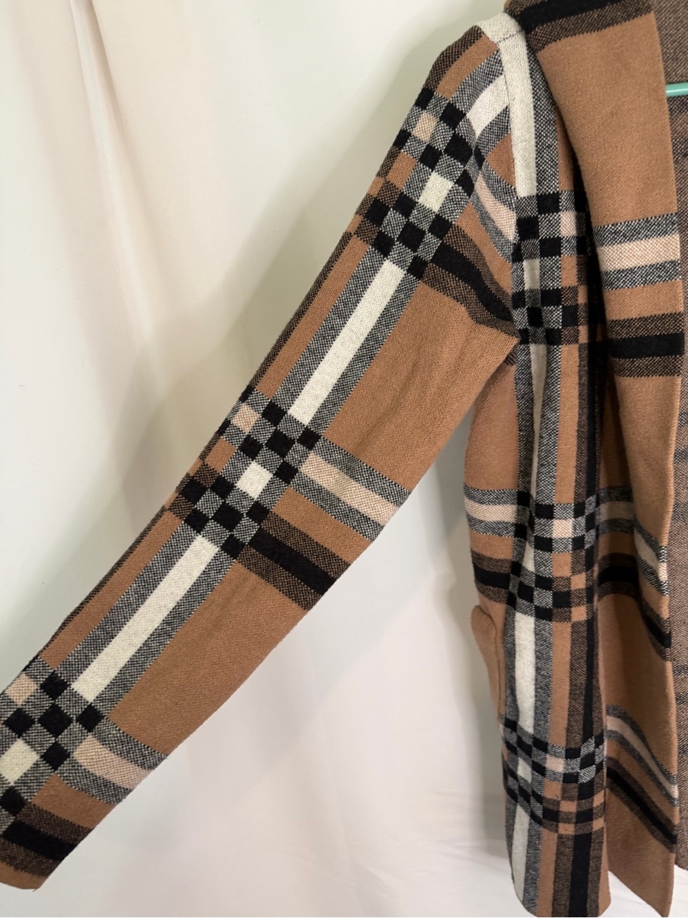 Christian Siriano Plaid Open Front Knot Jacket in Camel, Black, Cream - Picture 5 of 8